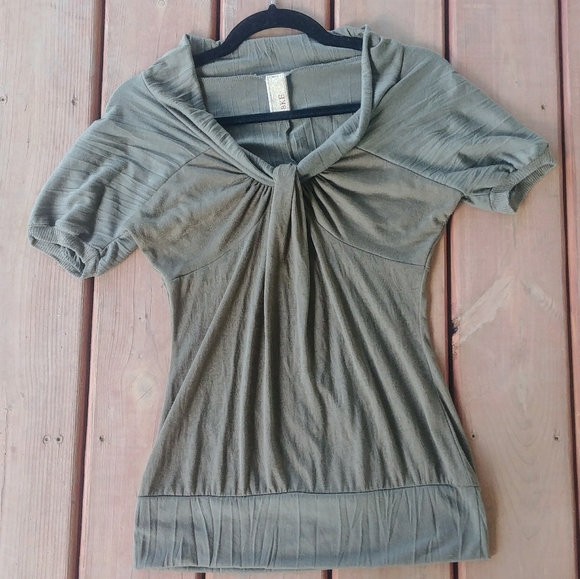 BKE Army Green Semi Sheer Huntress Top - Picture 1 of 7